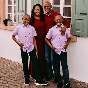 LaShae-Byles_Cropped